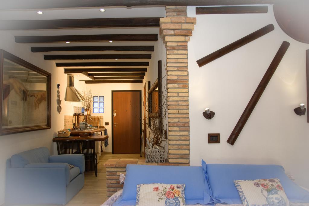 Il Nido Di Rondine Bed & Breakfast Dolceacqua Dış mekan fotoğraf
